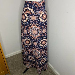 NWT Agnes & Dora Mosaic Print Maxi Skirt